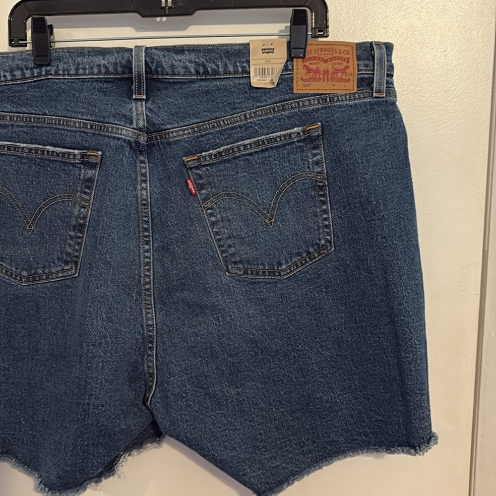 Levi’s 501 Button Fly Raw Edge Hem Denim Shorts 20W NWT - Picture 6 of 8